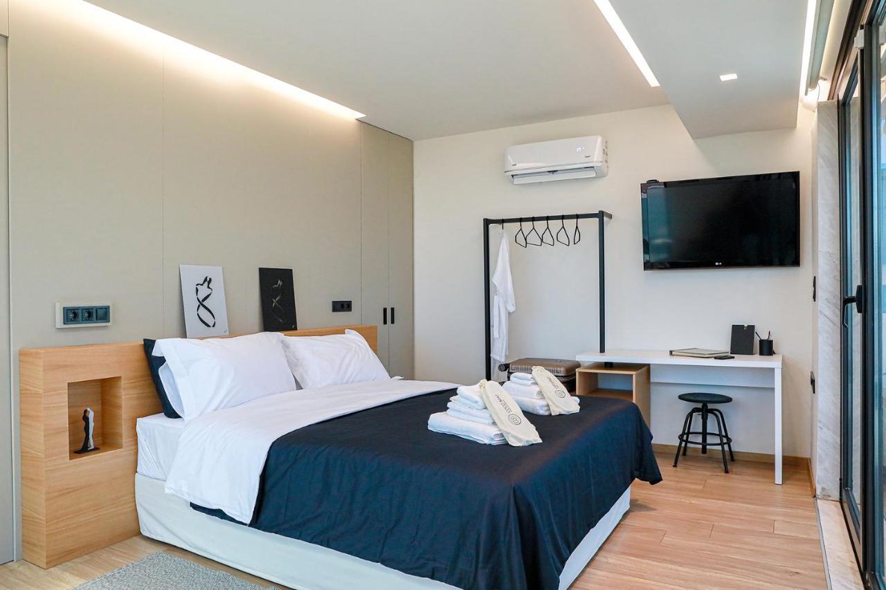 The First Key Luxury & Small Apartment In The Center Of クサンチ エクステリア 写真