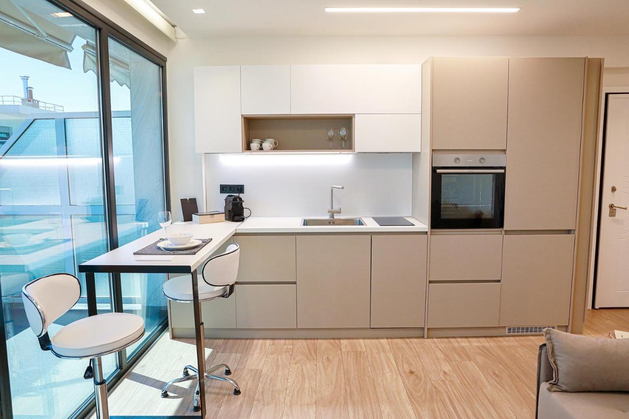 The First Key Luxury & Small Apartment In The Center Of クサンチ エクステリア 写真